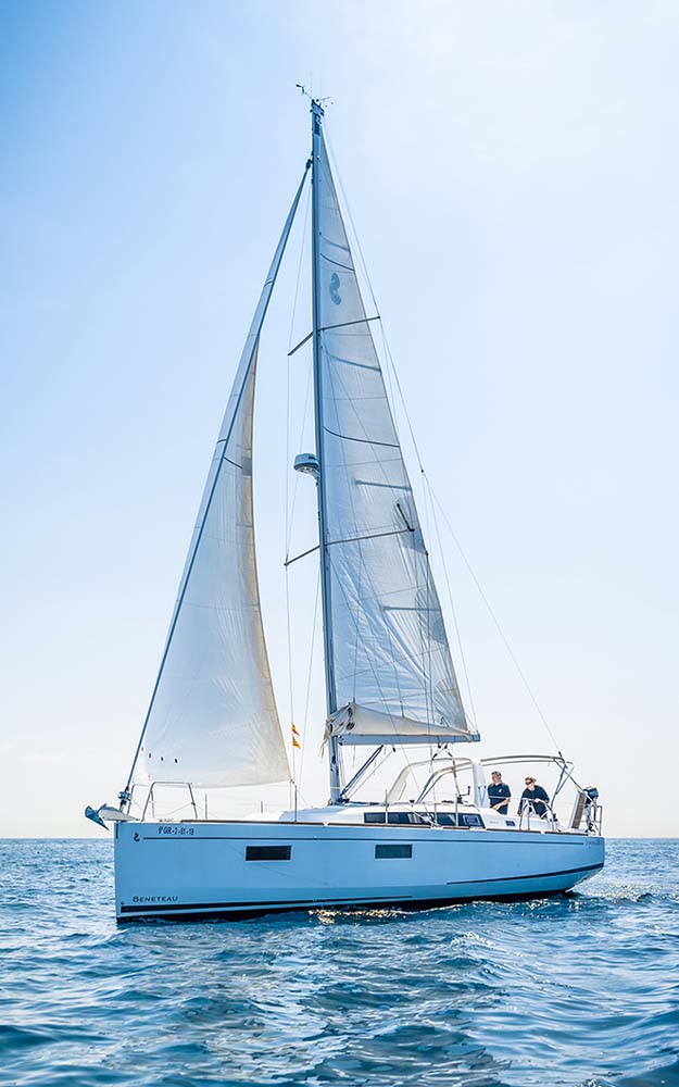 boat for charter at the americas cup